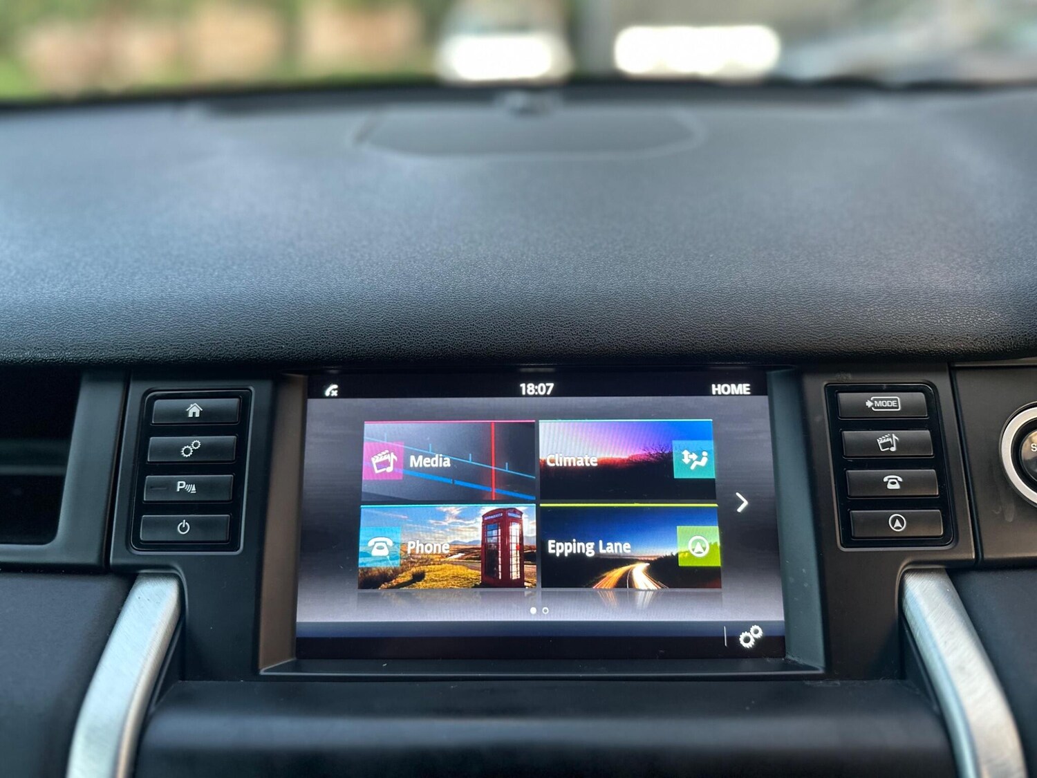 Used Land Rover Discovery Sport 2015 for sale - 76987895: Photo 49