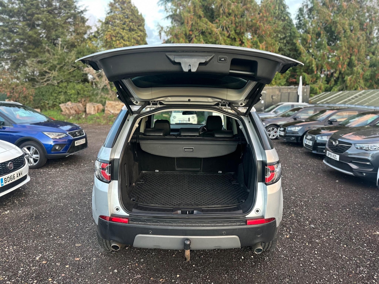 Used Land Rover Discovery Sport 2015 for sale - 76987895: Photo 52