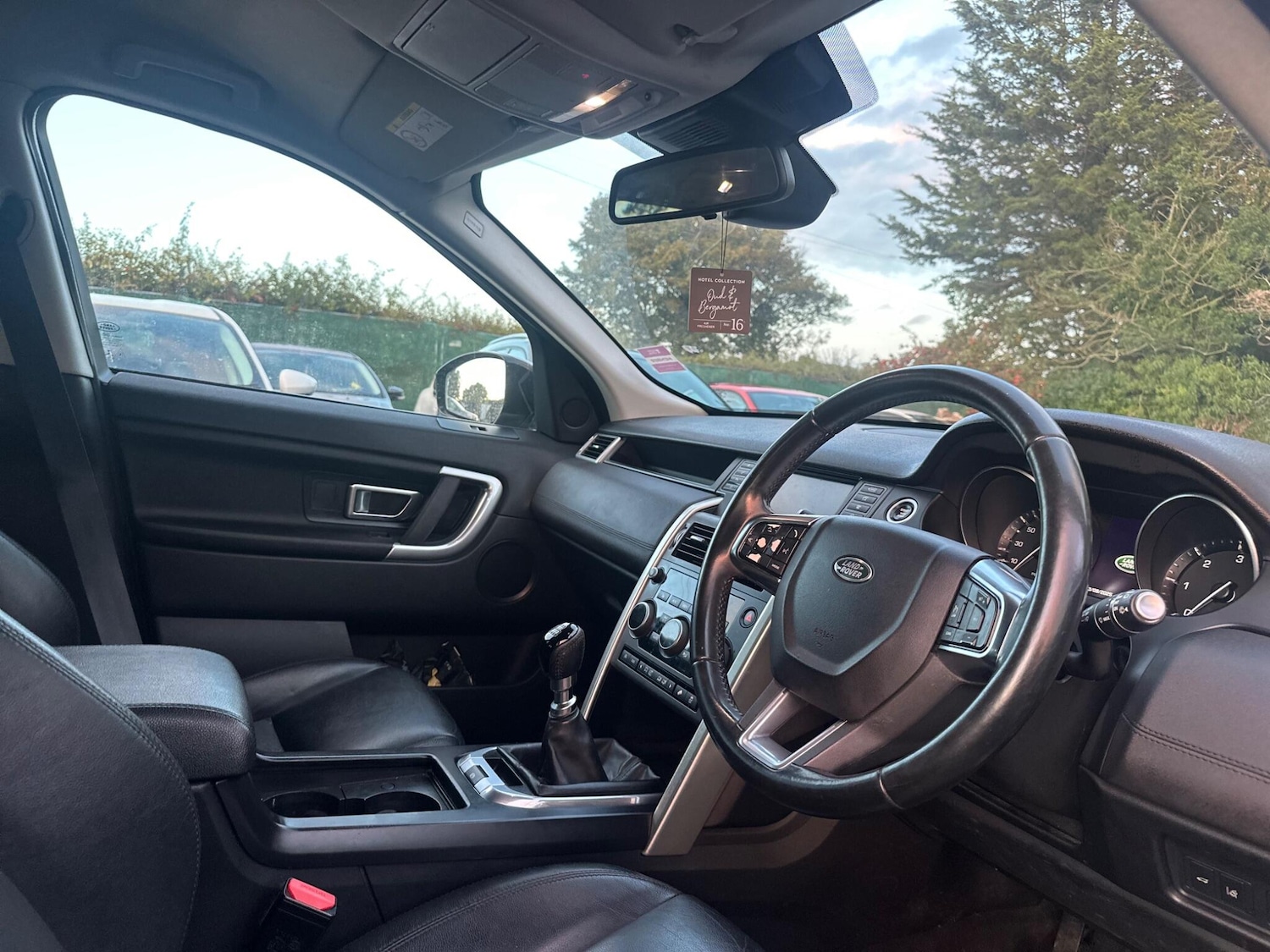 Used Land Rover Discovery Sport 2015 for sale - 76987895: Photo 7