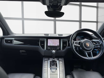 Used Porsche Macan 2017 for sale - 78510948: Photo