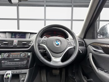 Used BMW X1 2013 for sale - 77216073: Photo