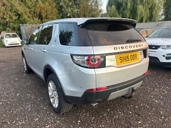 Used Land Rover Discovery Sport 2015 for sale - 75954067: Photo