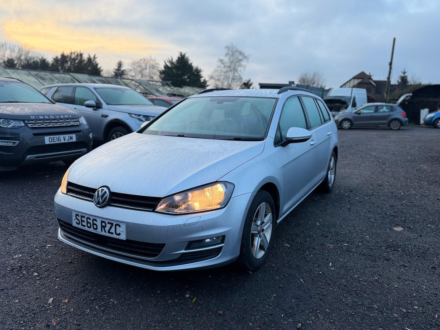 Used Volkswagen Golf 2017 for sale - 77029949: Photo 17