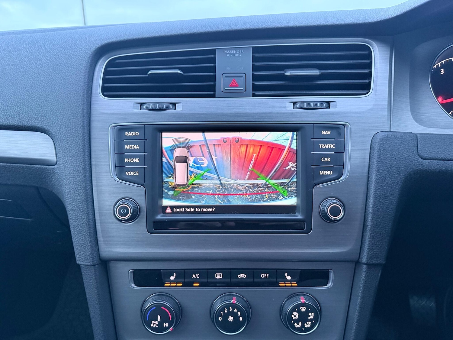 Used Volkswagen Golf 2017 for sale - 77029949: Photo 57