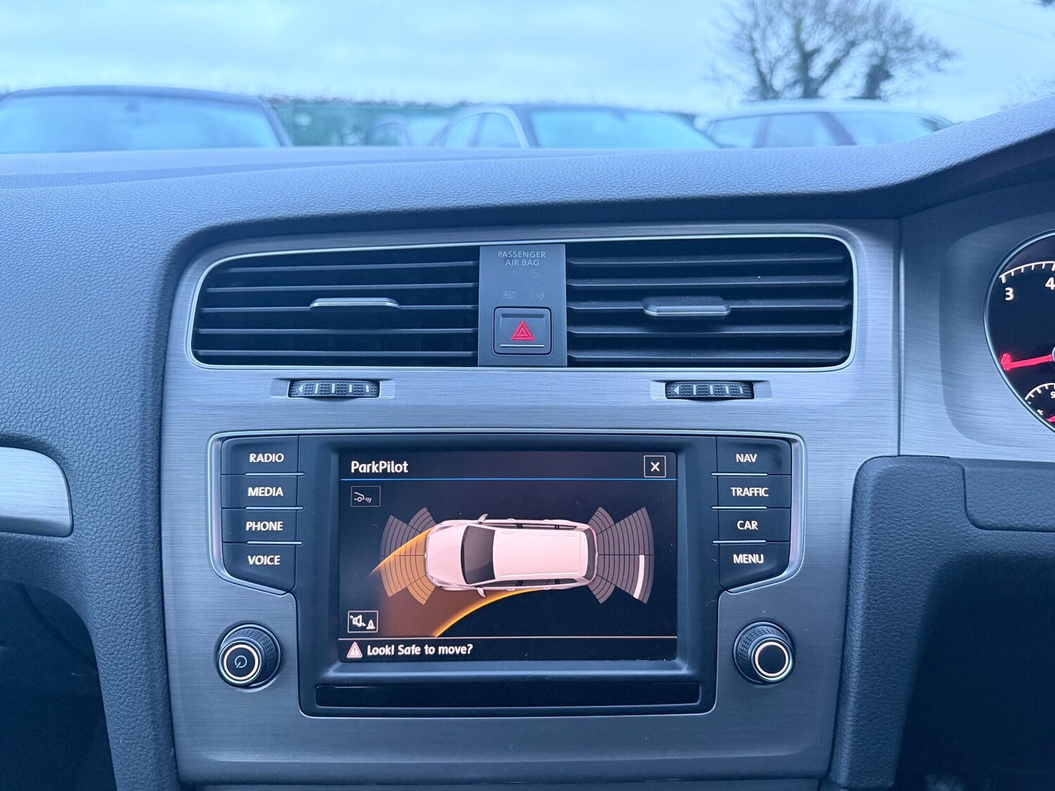 Used Volkswagen Golf 2017 for sale - 77029949: Photo 58