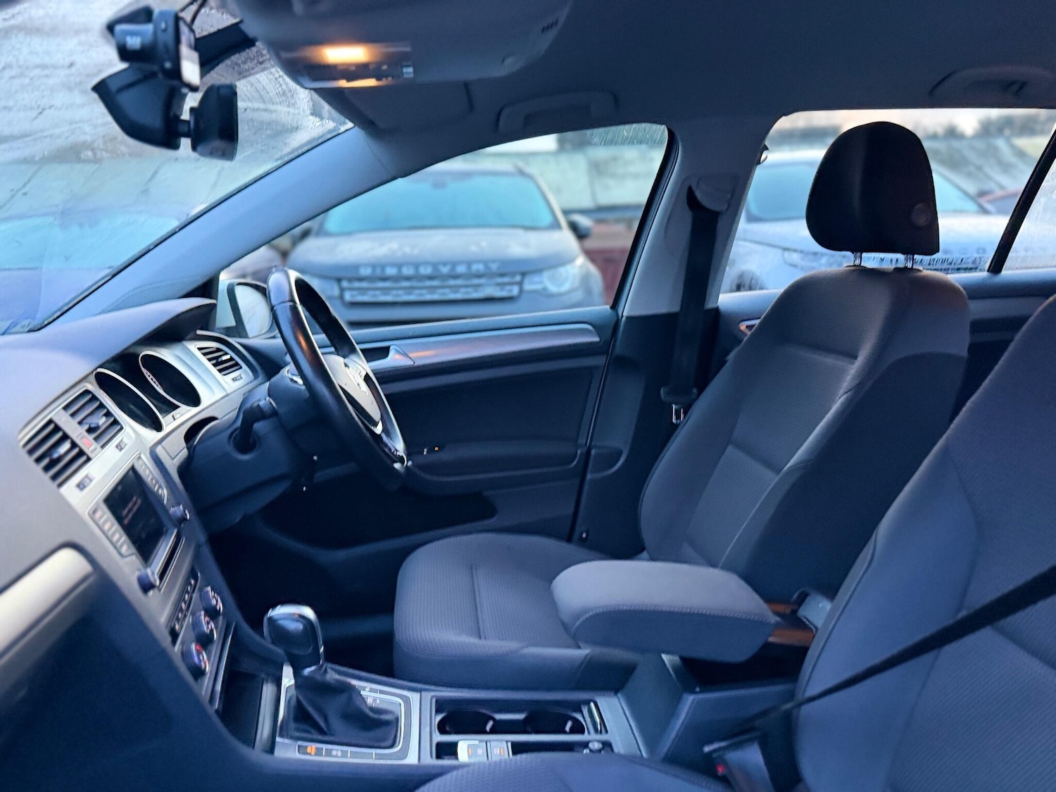 Used Volkswagen Golf 2017 for sale - 77029949: Photo 82