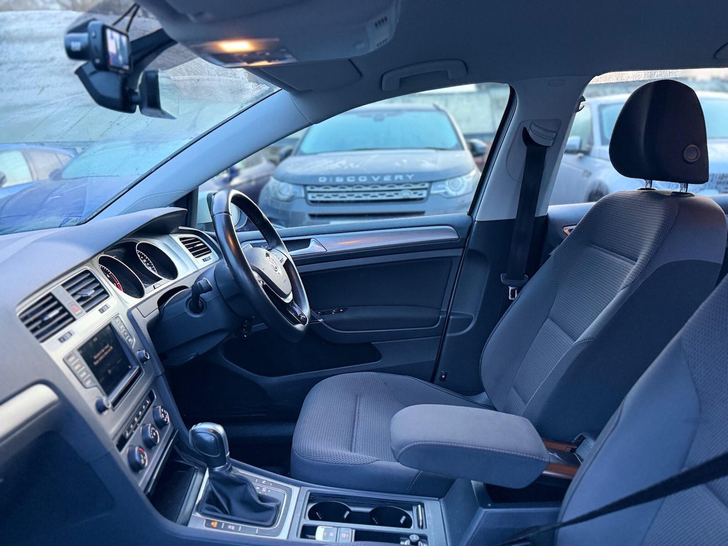 Used Volkswagen Golf 2017 for sale - 77029949: Photo 83