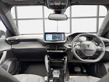 Used Peugeot 2008 2024 for sale - 78650520: Photo