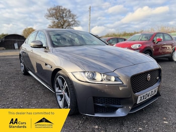 Used Jaguar XF 2015 for sale - 76619660: Photo