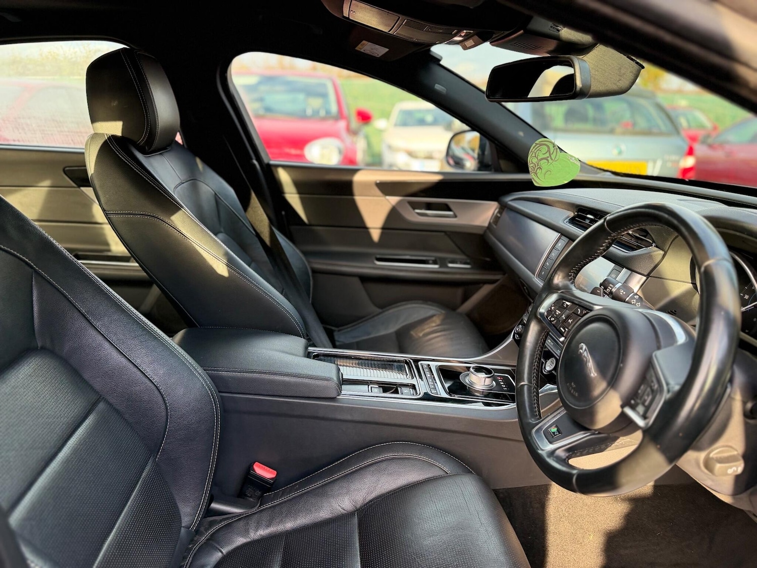 Used Jaguar XF 2015 for sale - 76619660: Photo 35