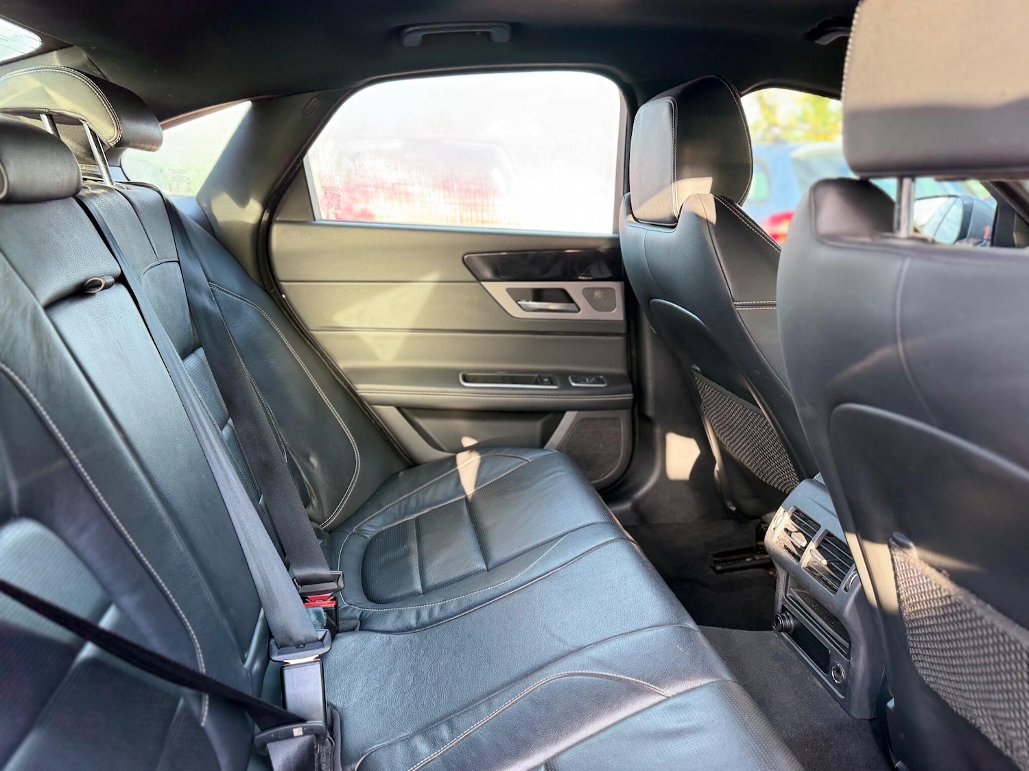 Used Jaguar XF 2015 for sale - 76619660: Photo 39