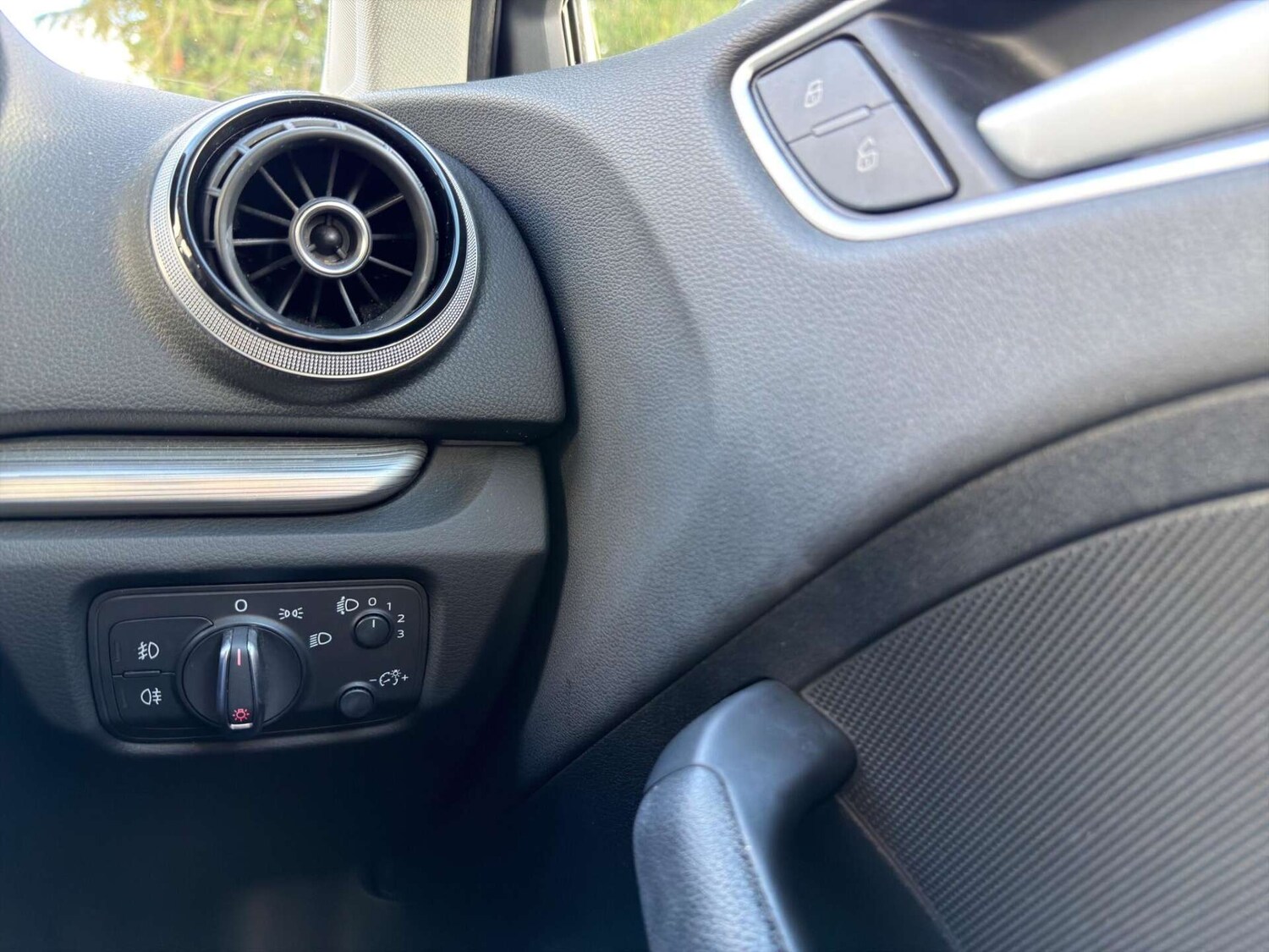 Used Audi A3 2014 for sale - 77946166: Photo 33