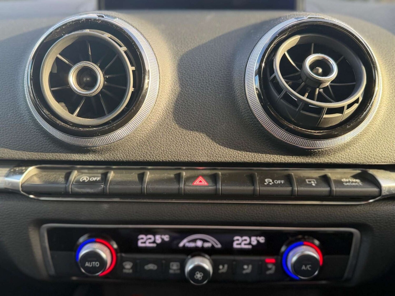 Used Audi A3 2014 for sale - 77946166: Photo 35