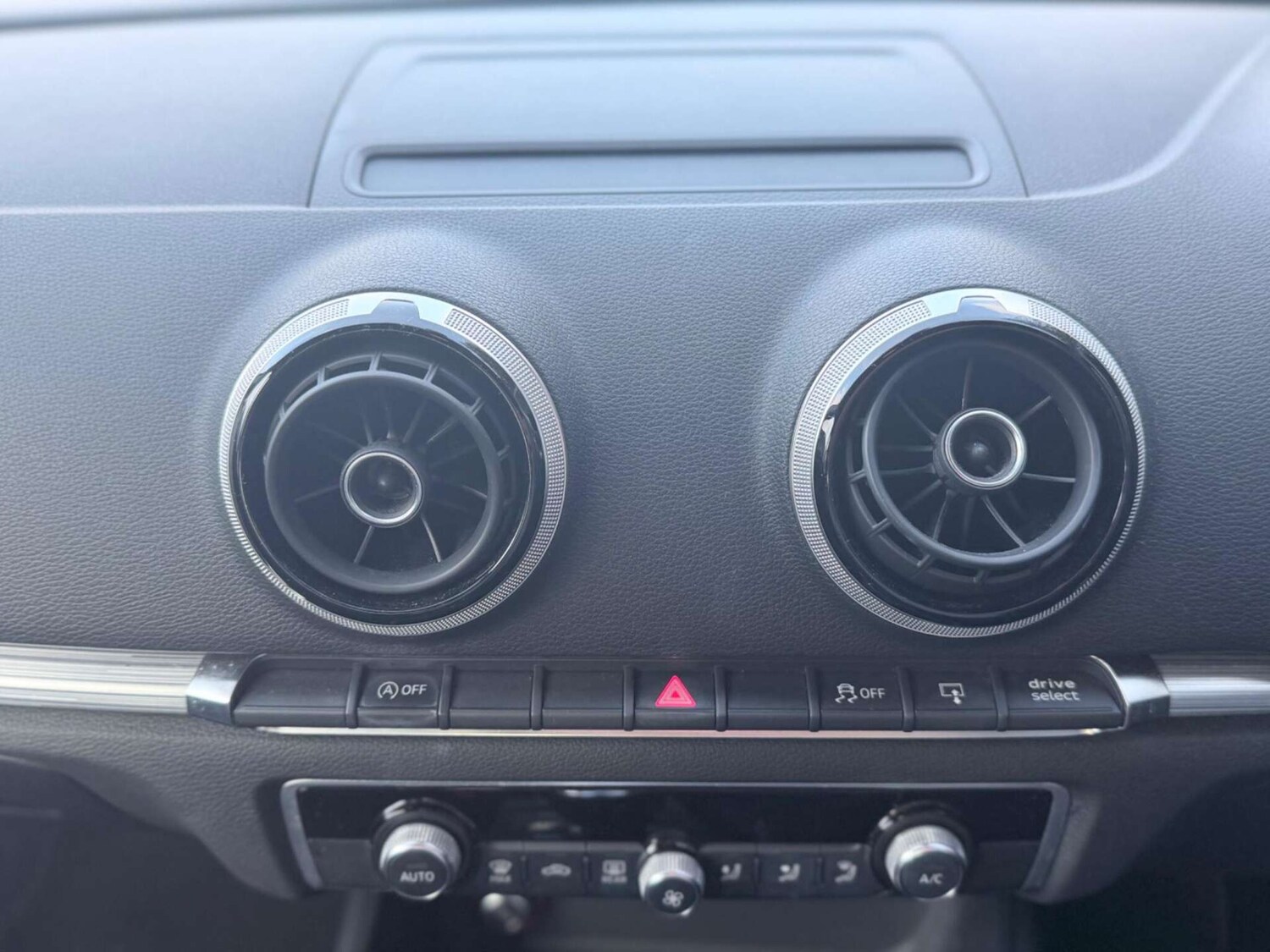 Used Audi A3 2014 for sale - 77946166: Photo 66