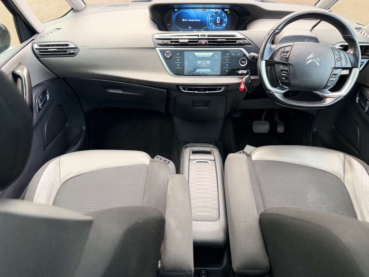 Used Citroen Grand C4 Picasso 2016 for sale - 78140425: Photo 28