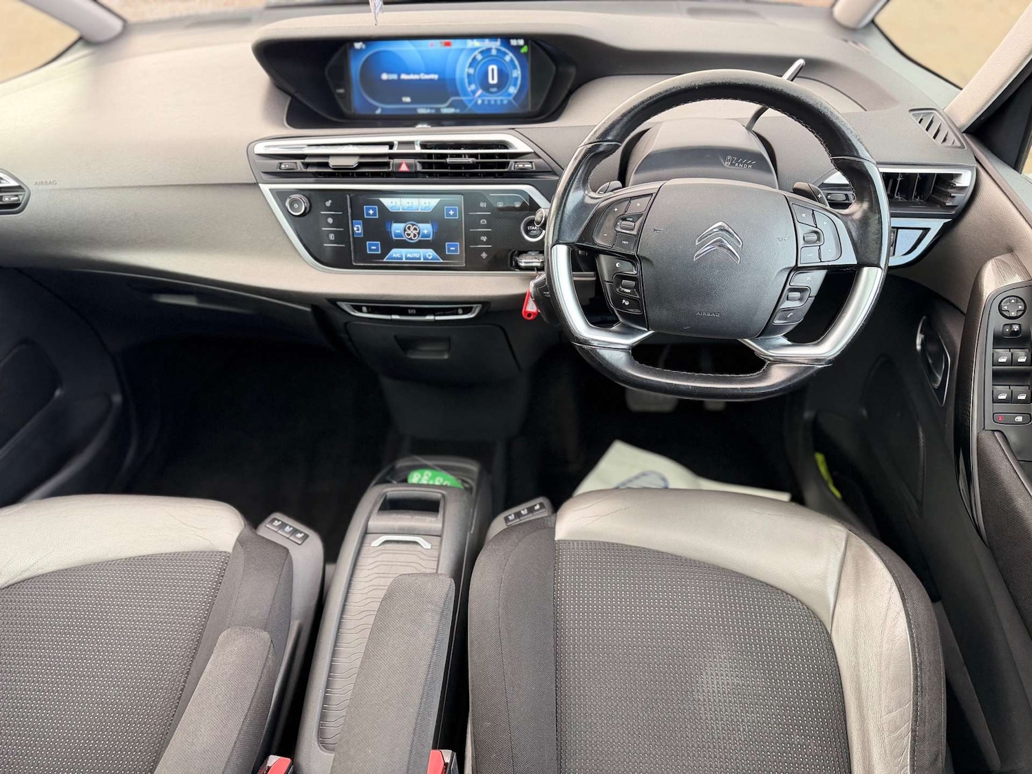 Used Citroen Grand C4 Picasso 2016 for sale - 78140425: Photo 32