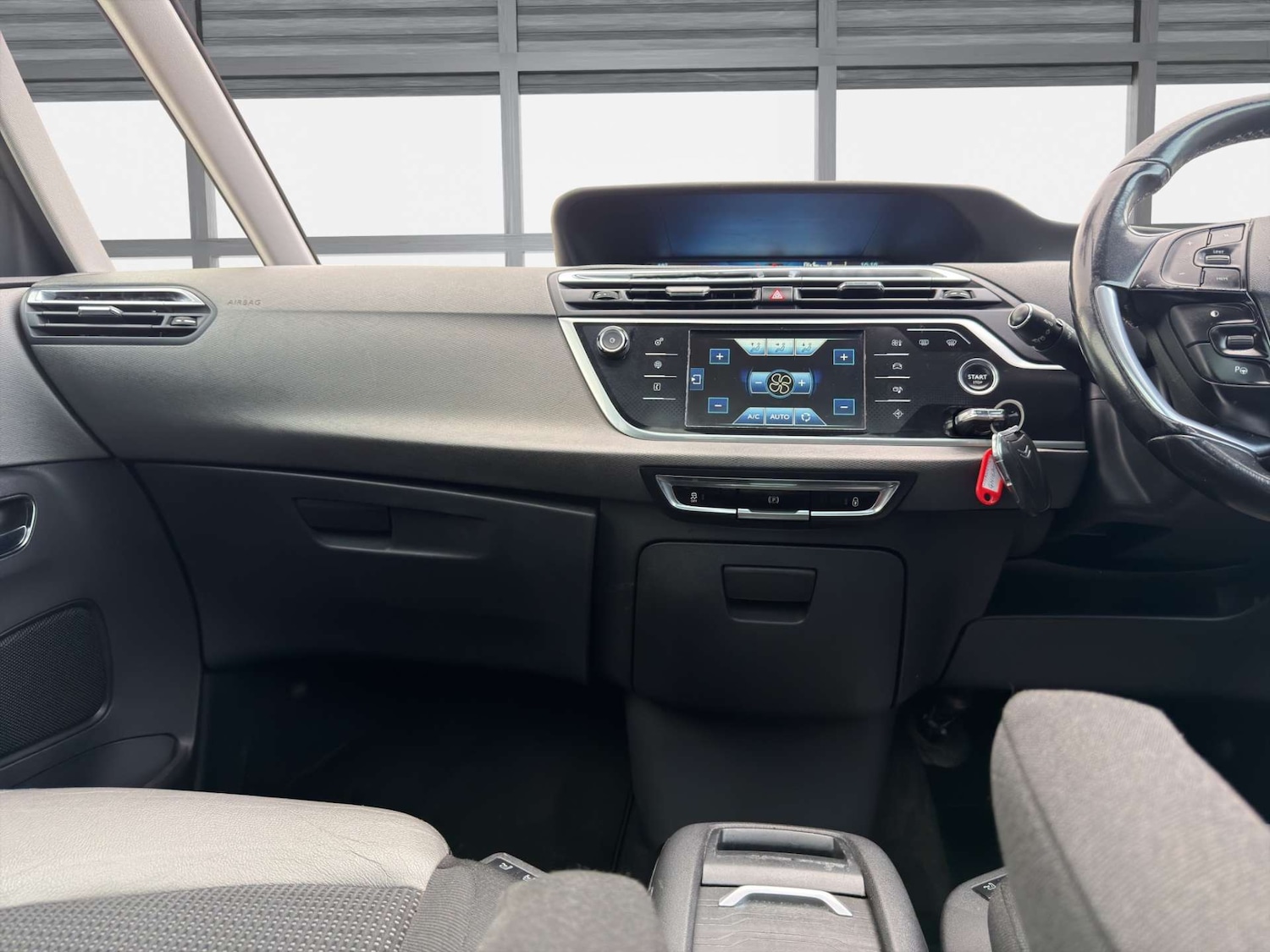 Used Citroen Grand C4 Picasso 2016 for sale - 78140425: Photo 8