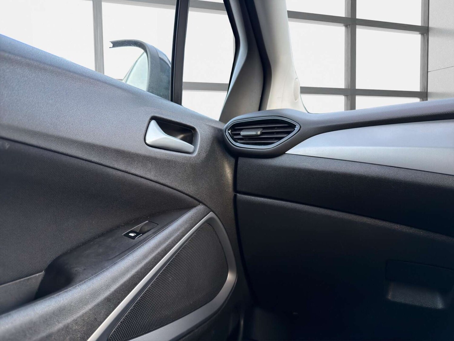 Used Vauxhall Crossland X 2017 for sale - 77946167: Photo 35