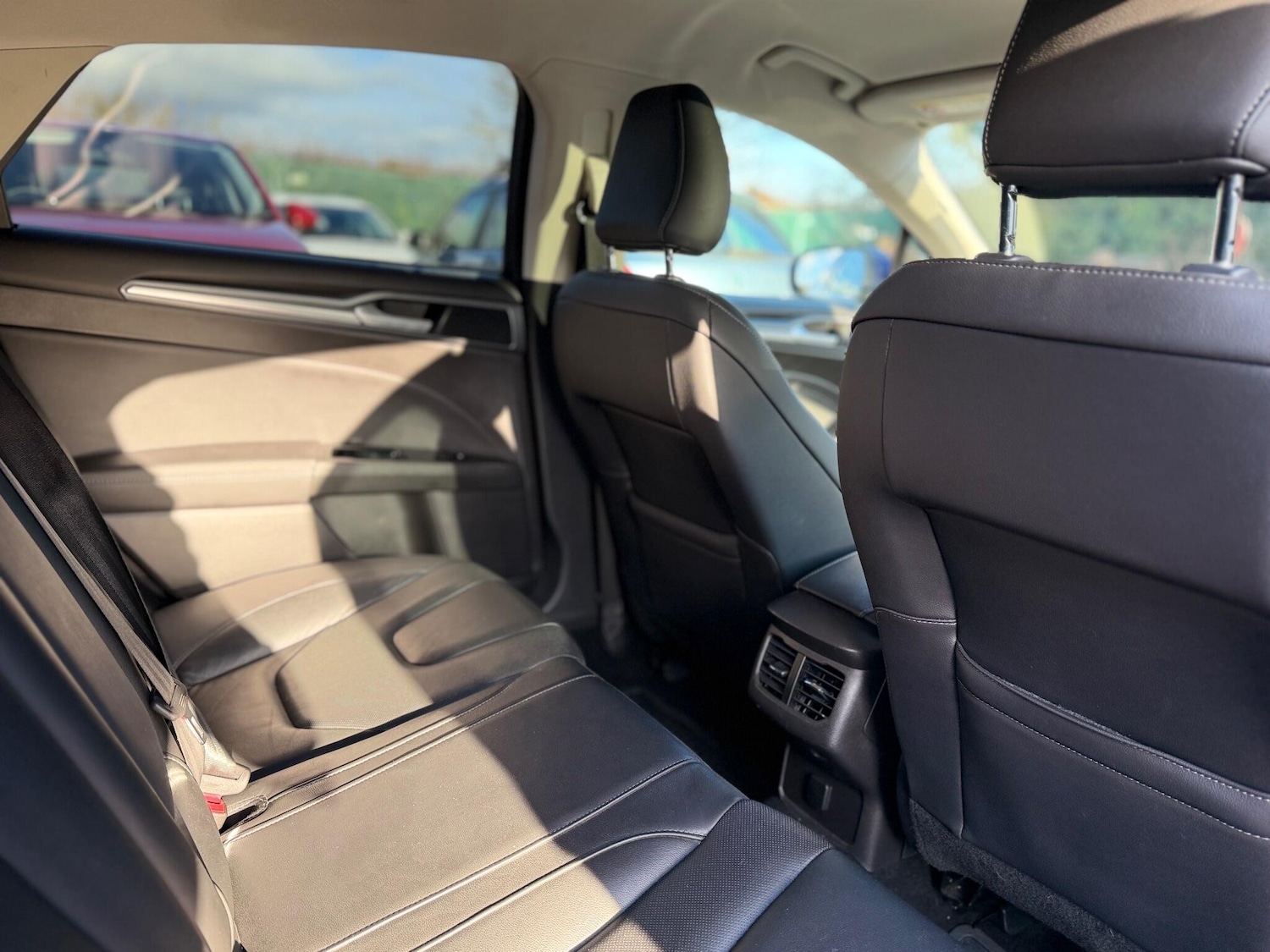 Used Ford Mondeo 2018 for sale - 76620510: Photo 10