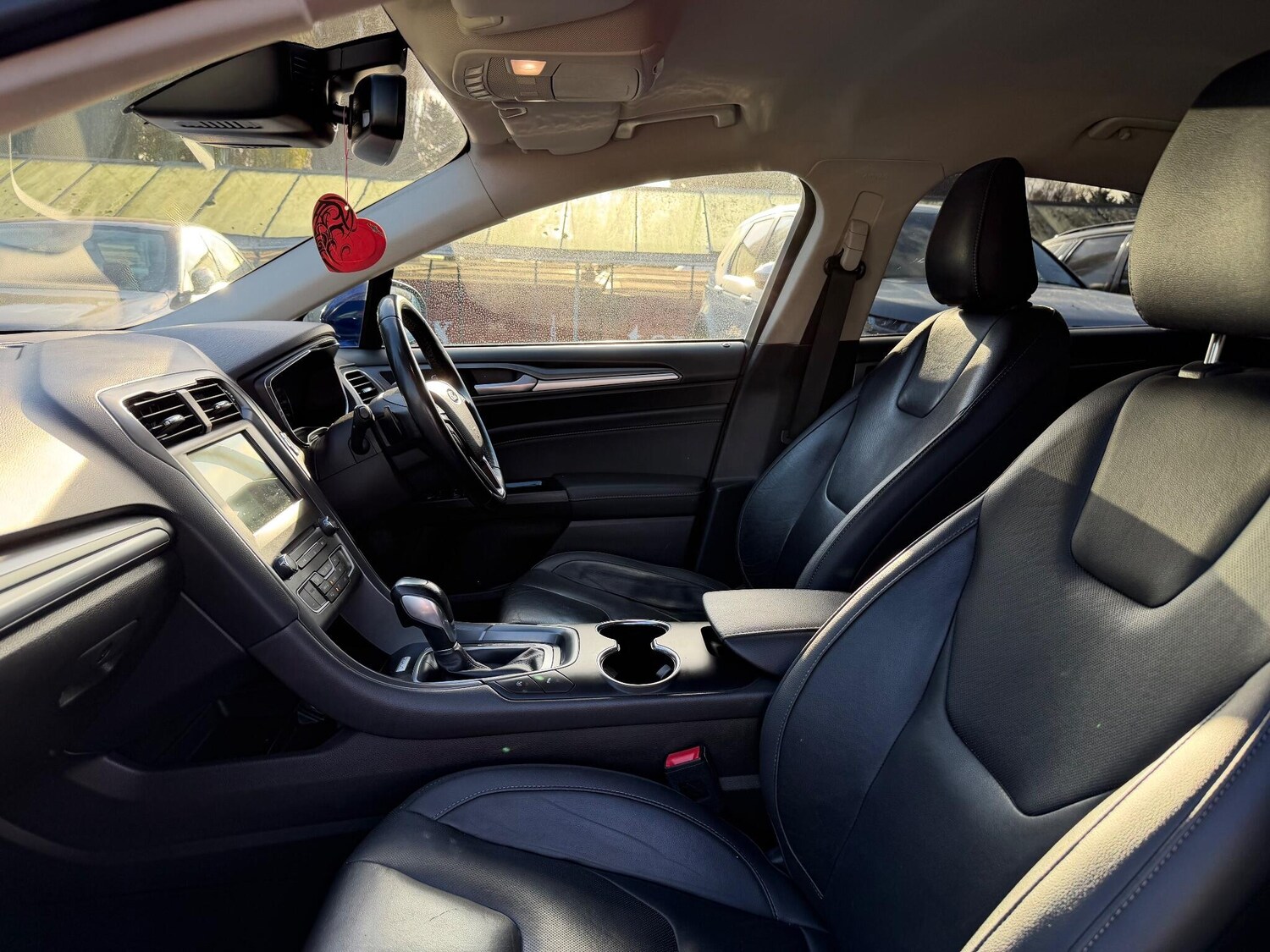 Used Ford Mondeo 2018 for sale - 76620510: Photo 81