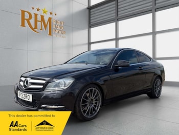 Used Mercedes-Benz C Class 2013 for sale - 78793811: Photo