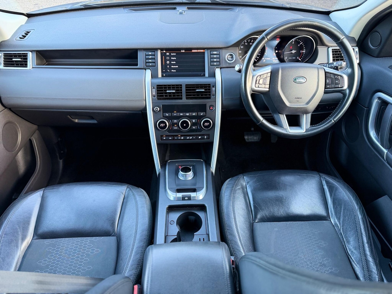 Used Land Rover Discovery Sport 2015 for sale - 77637603: Photo 27