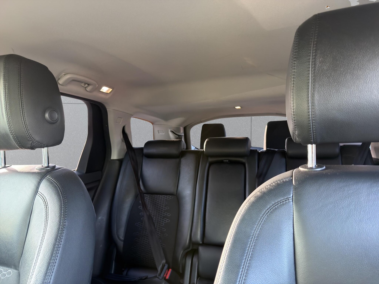 Used Land Rover Discovery Sport 2015 for sale - 77637603: Photo 28