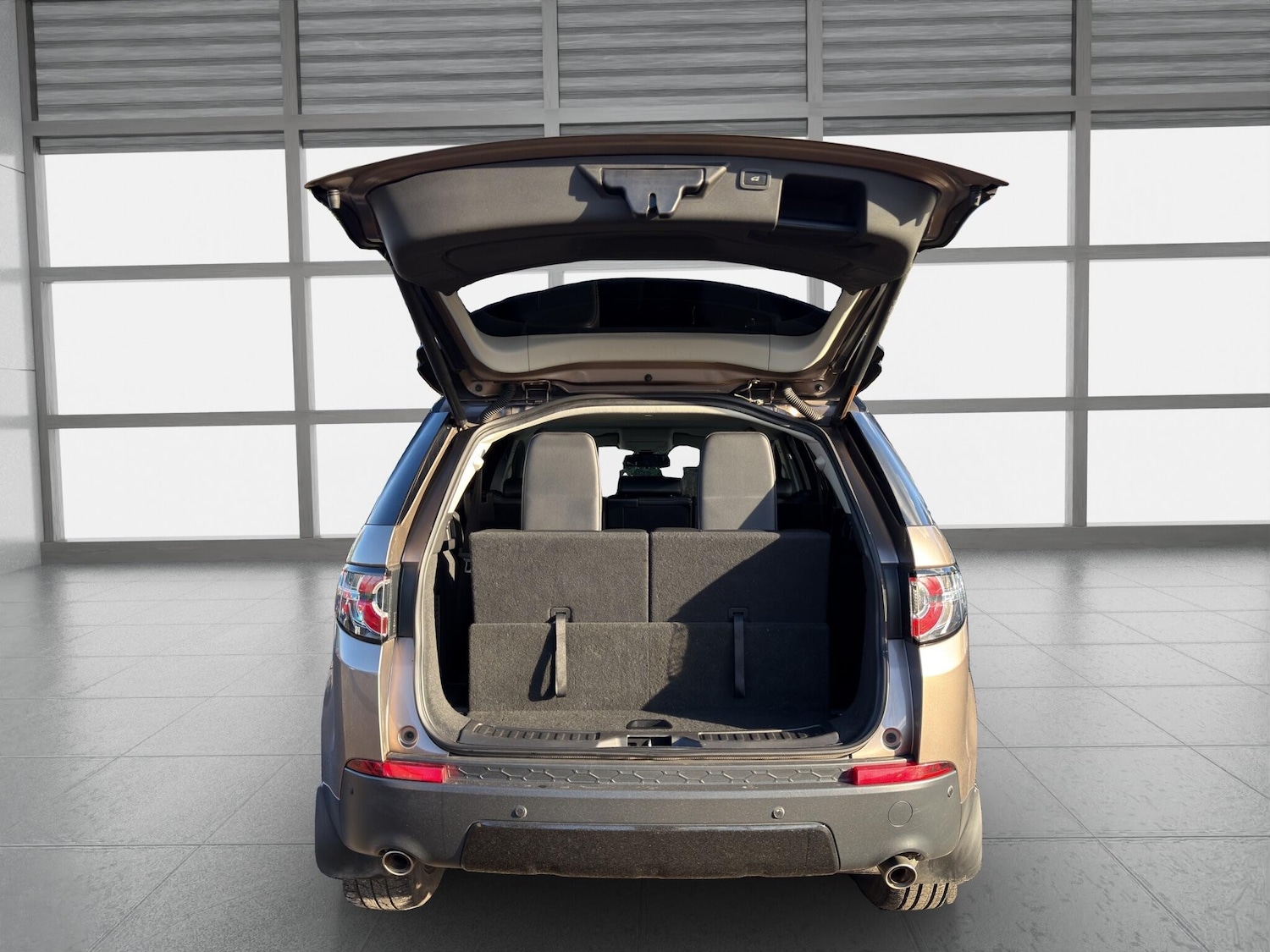 Used Land Rover Discovery Sport 2015 for sale - 77637603: Photo 47