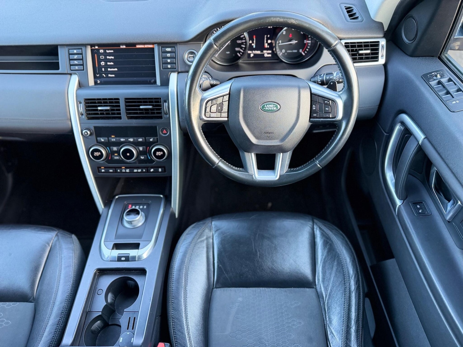 Used Land Rover Discovery Sport 2015 for sale - 77637603: Photo 67