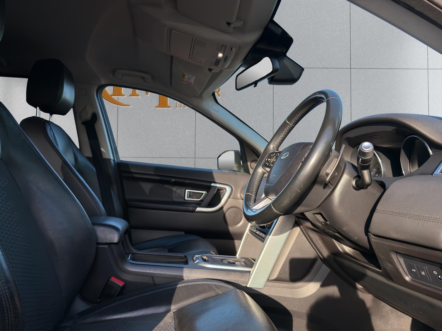 Used Land Rover Discovery Sport 2015 for sale - 77637603: Photo 7