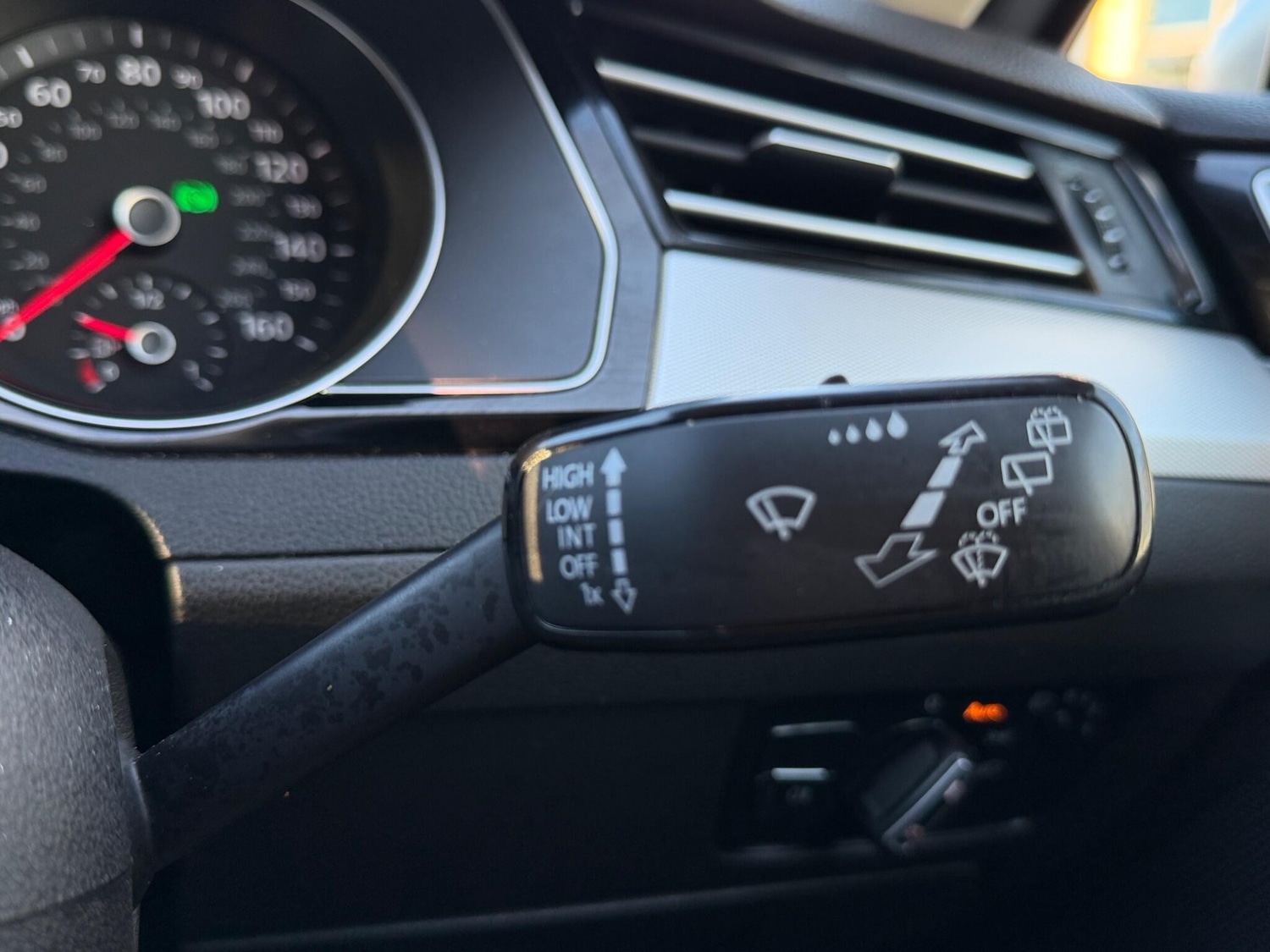 Used Volkswagen Passat for sale - 77238274: Photo 31