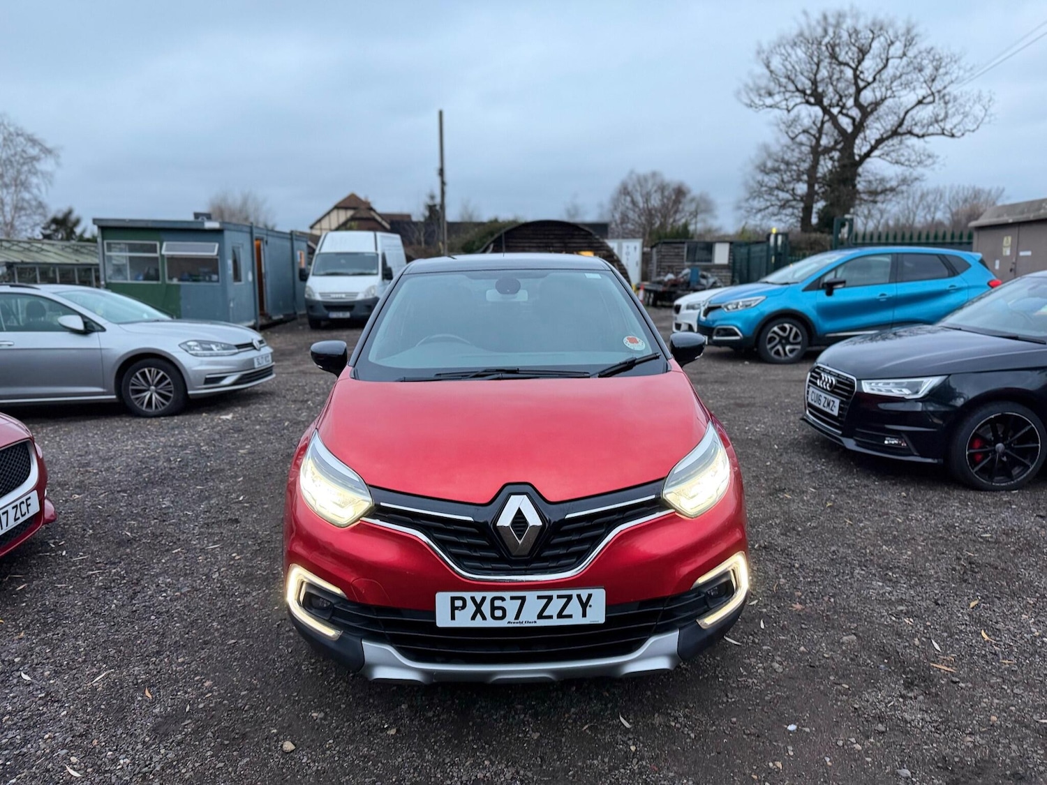 Used Renault Captur 2017 for sale - 76953582: Photo 14