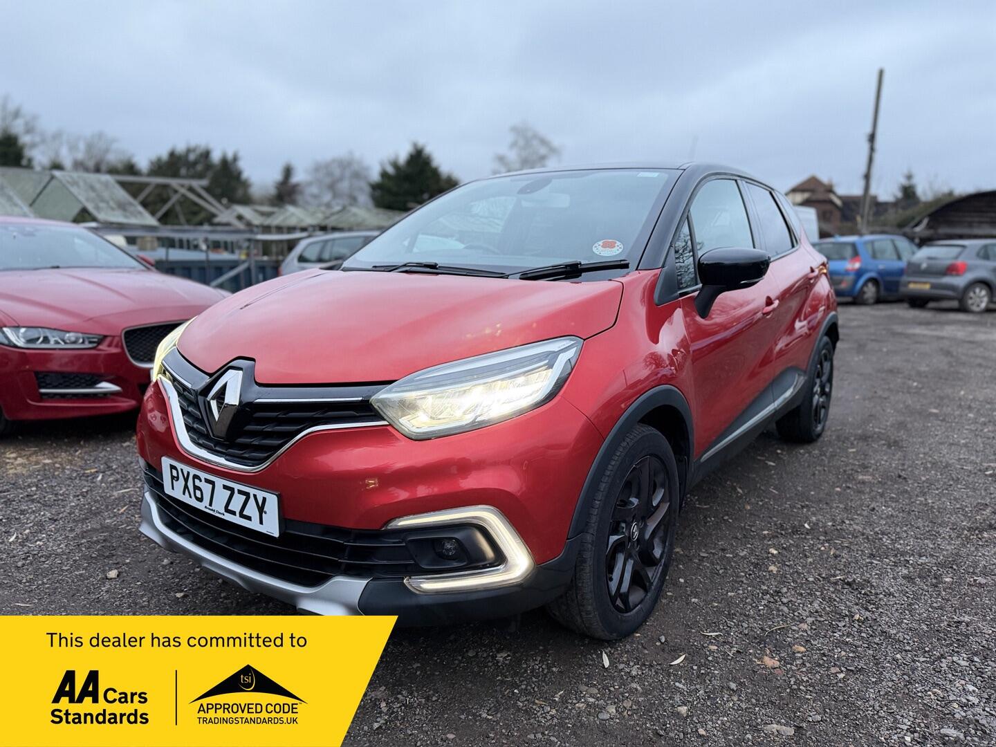 Used Renault Captur 2017 for sale - 76953582: Photo 3