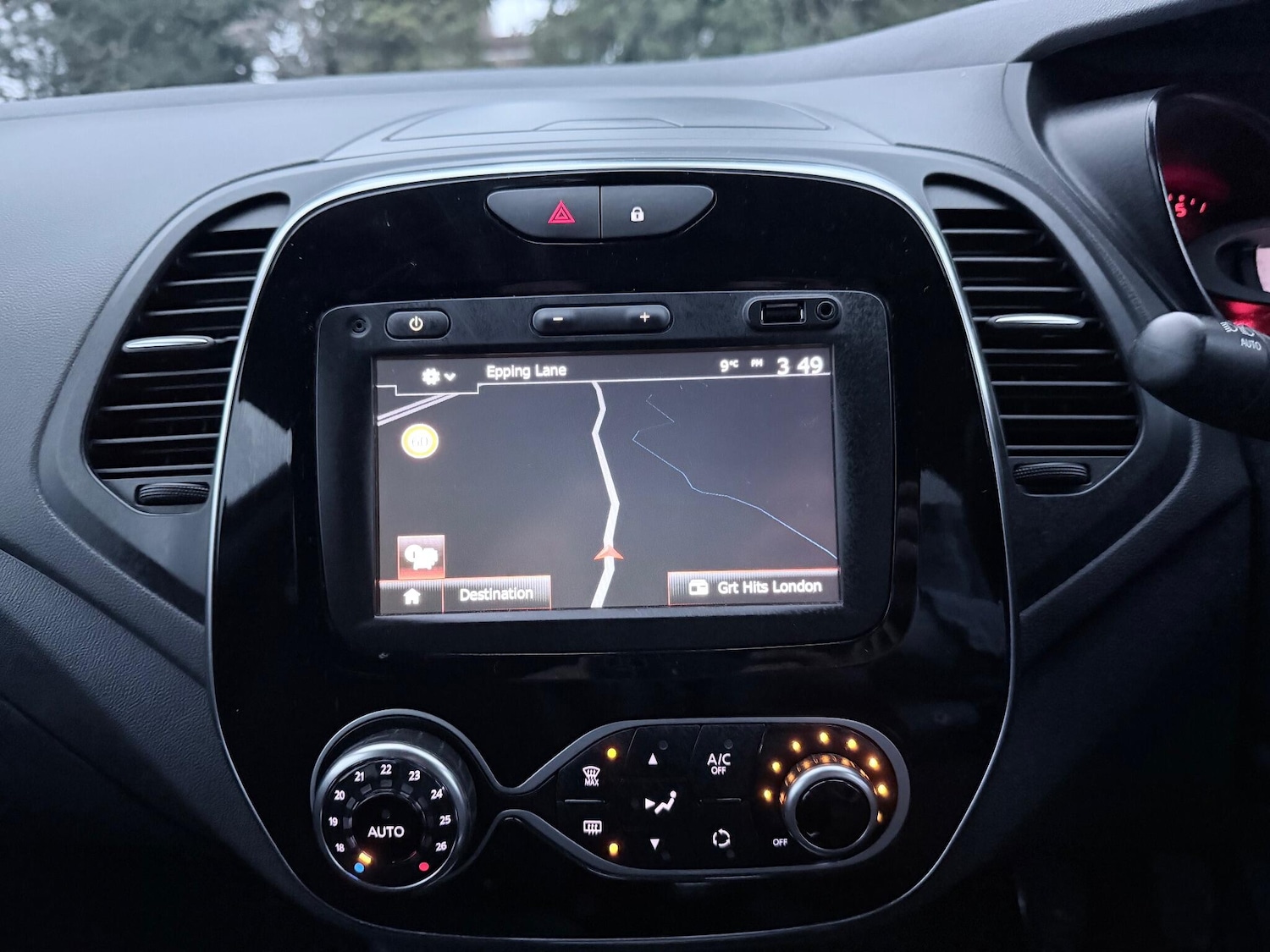 Used Renault Captur 2017 for sale - 76953582: Photo 55