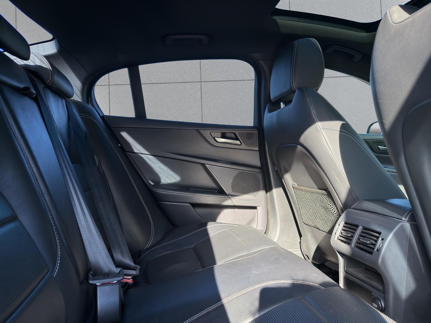 Used Jaguar XE for sale - 77724013: Photo 28