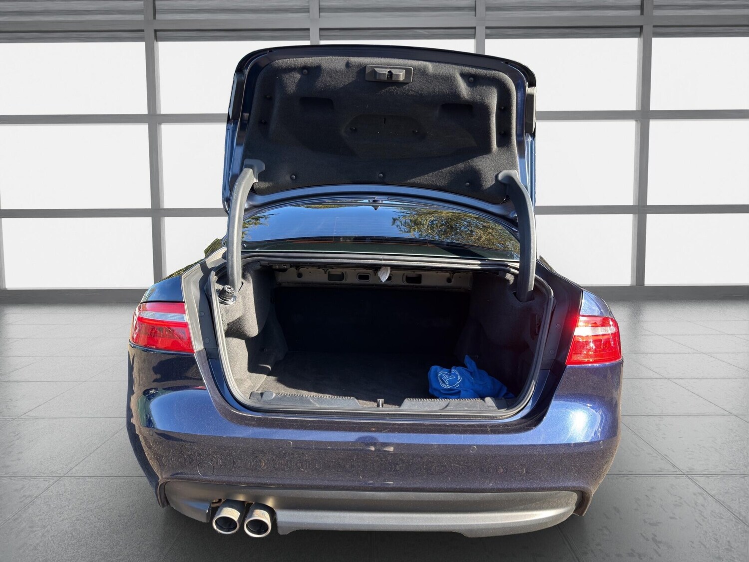 Used Jaguar XE for sale - 77724013: Photo 46