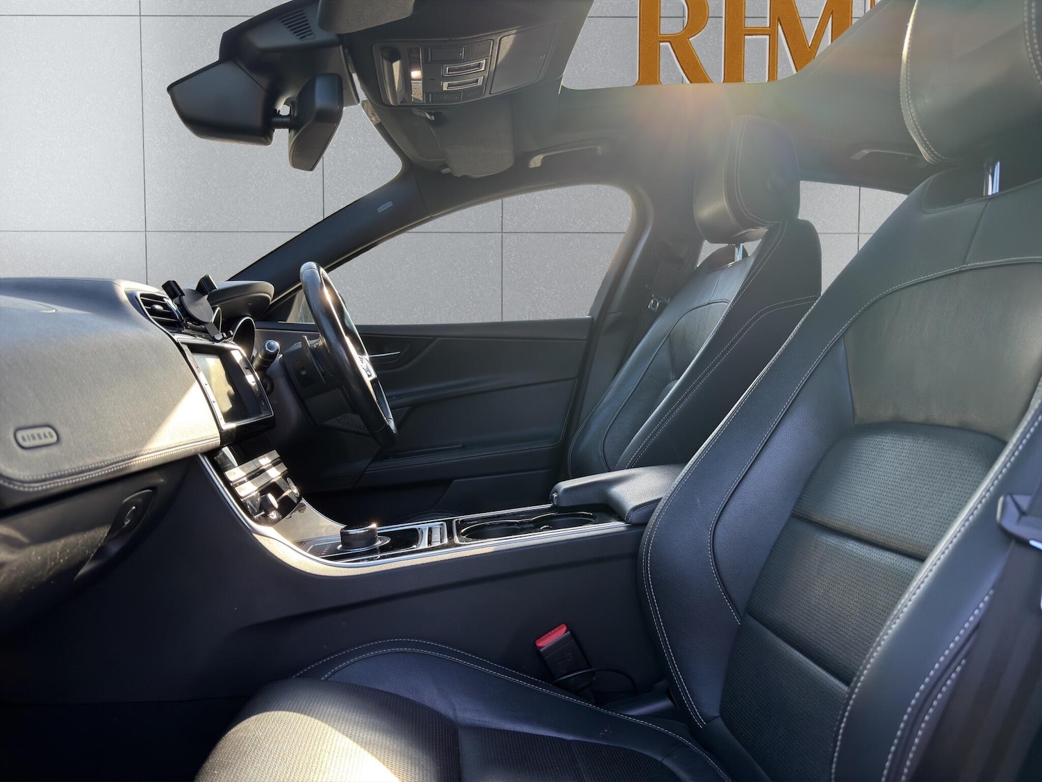 Used Jaguar XE for sale - 77724013: Photo 5