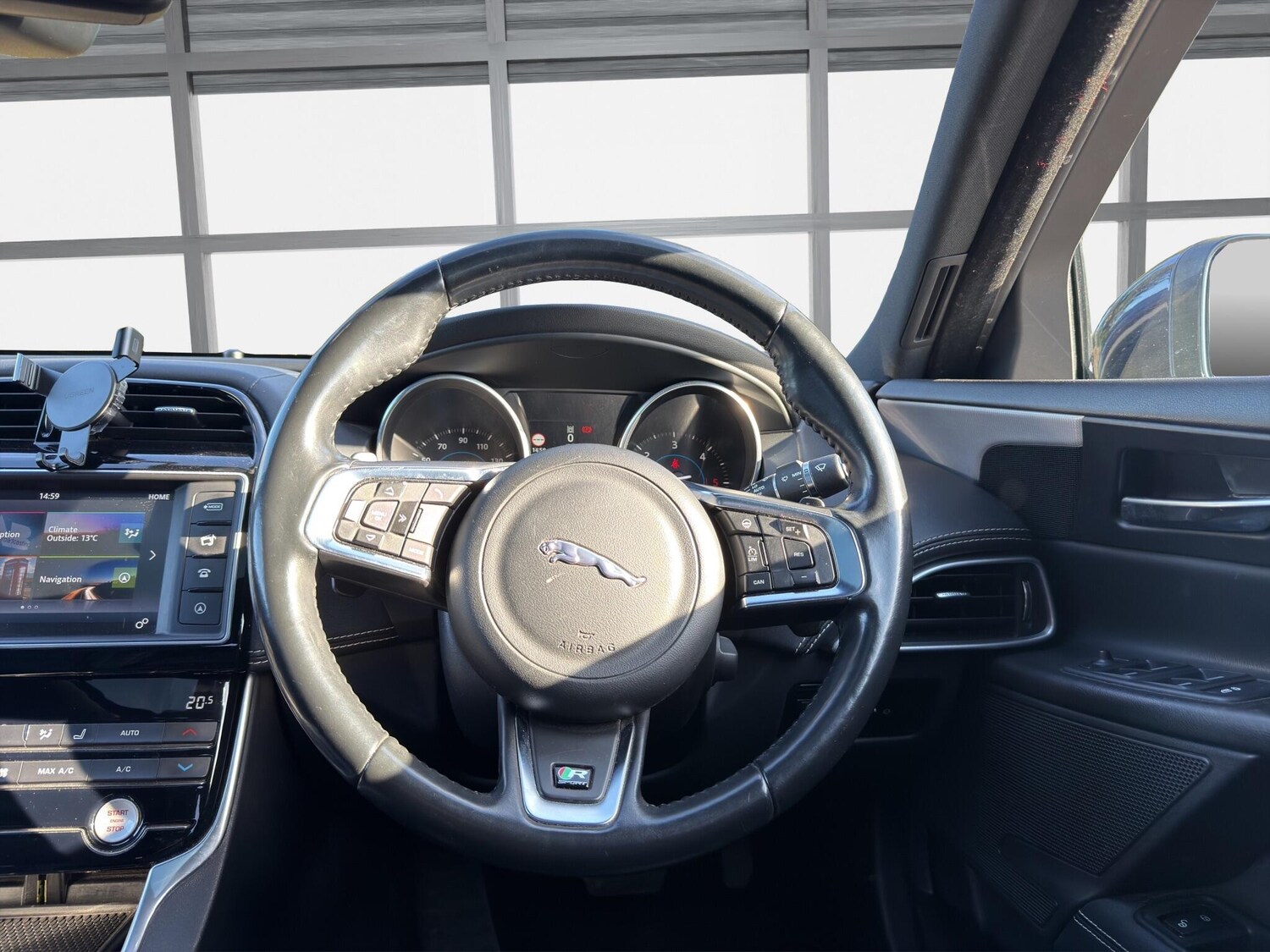 Used Jaguar XE for sale - 77724013: Photo 6