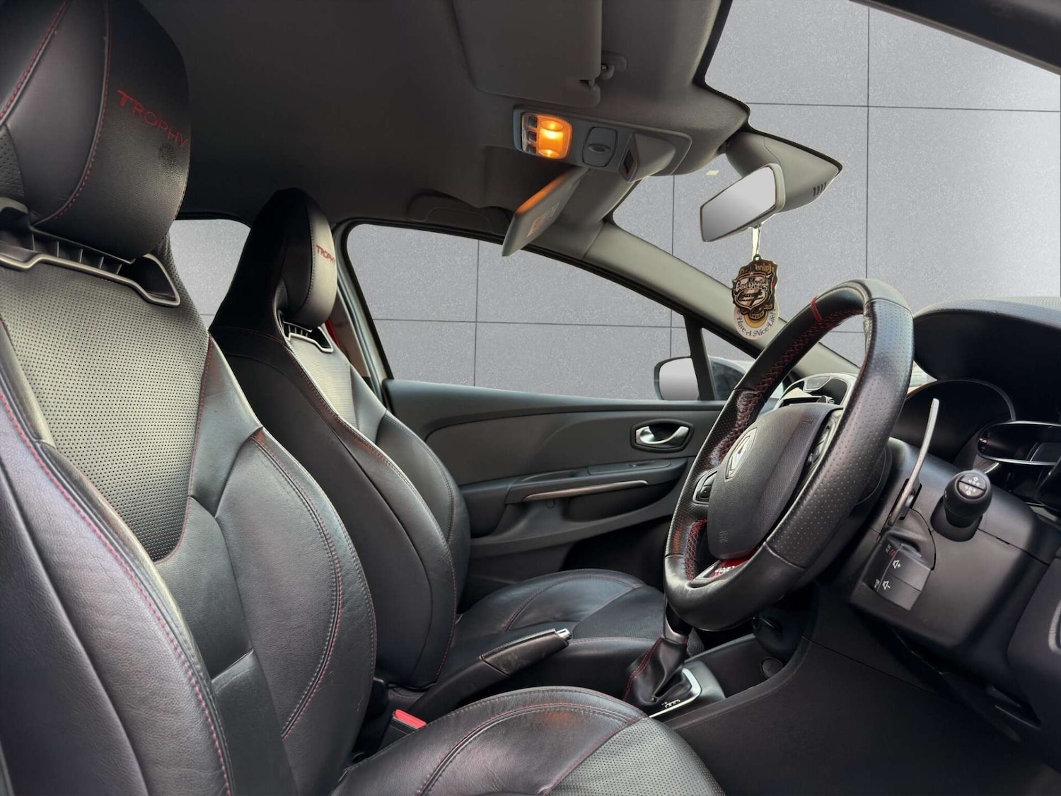 Used Renault Clio 2016 for sale - 77946159: Photo 5