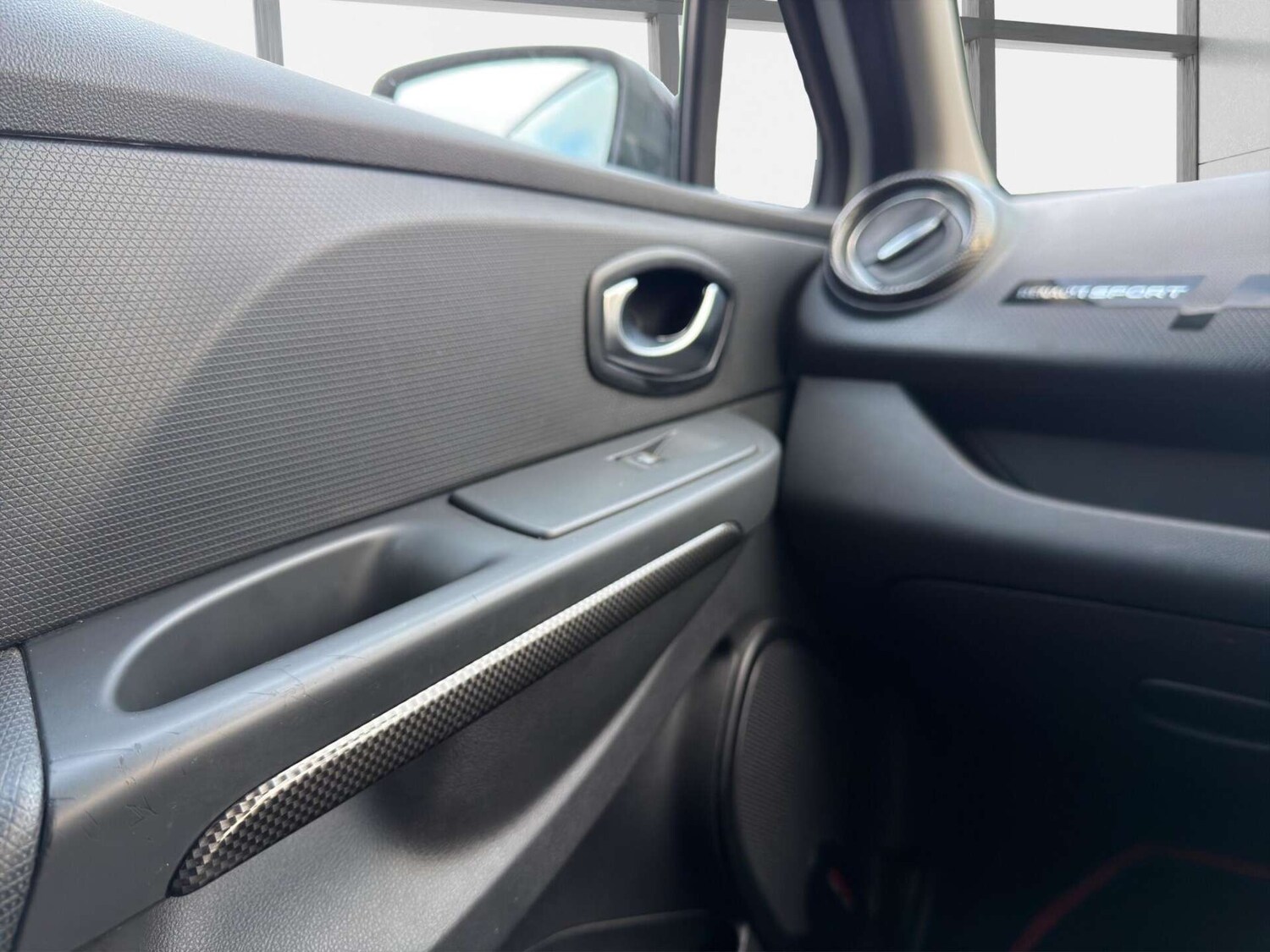 Used Renault Clio 2016 for sale - 77946159: Photo 68