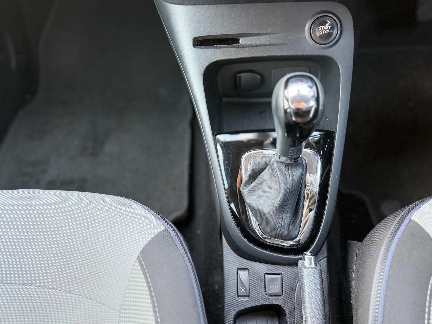 Used Renault Captur 2014 for sale - 77074146: Photo 31