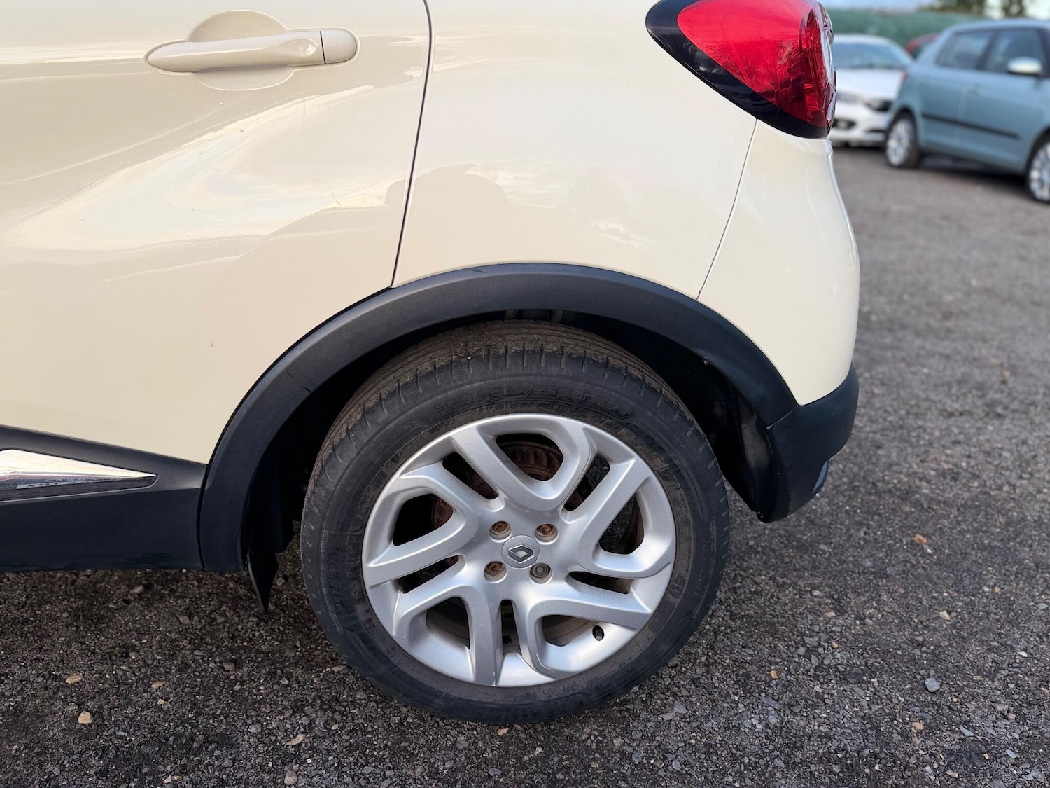 Used Renault Captur 2014 for sale - 77074146: Photo 44