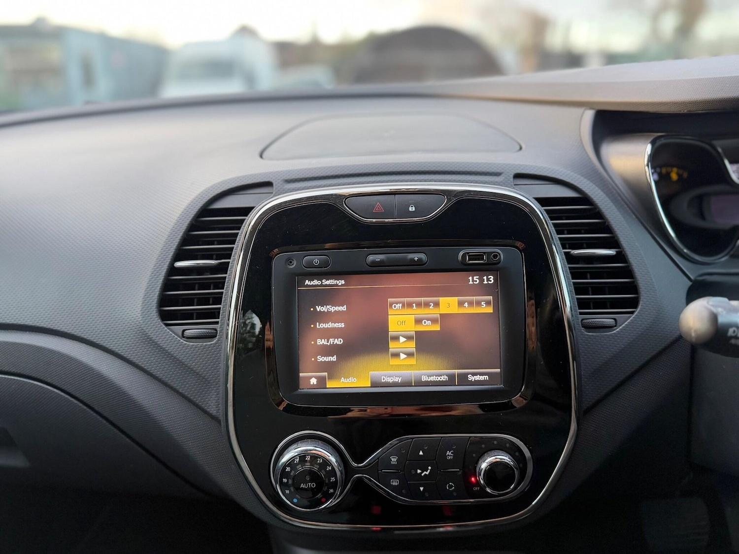 Used Renault Captur 2014 for sale - 77074146: Photo 48