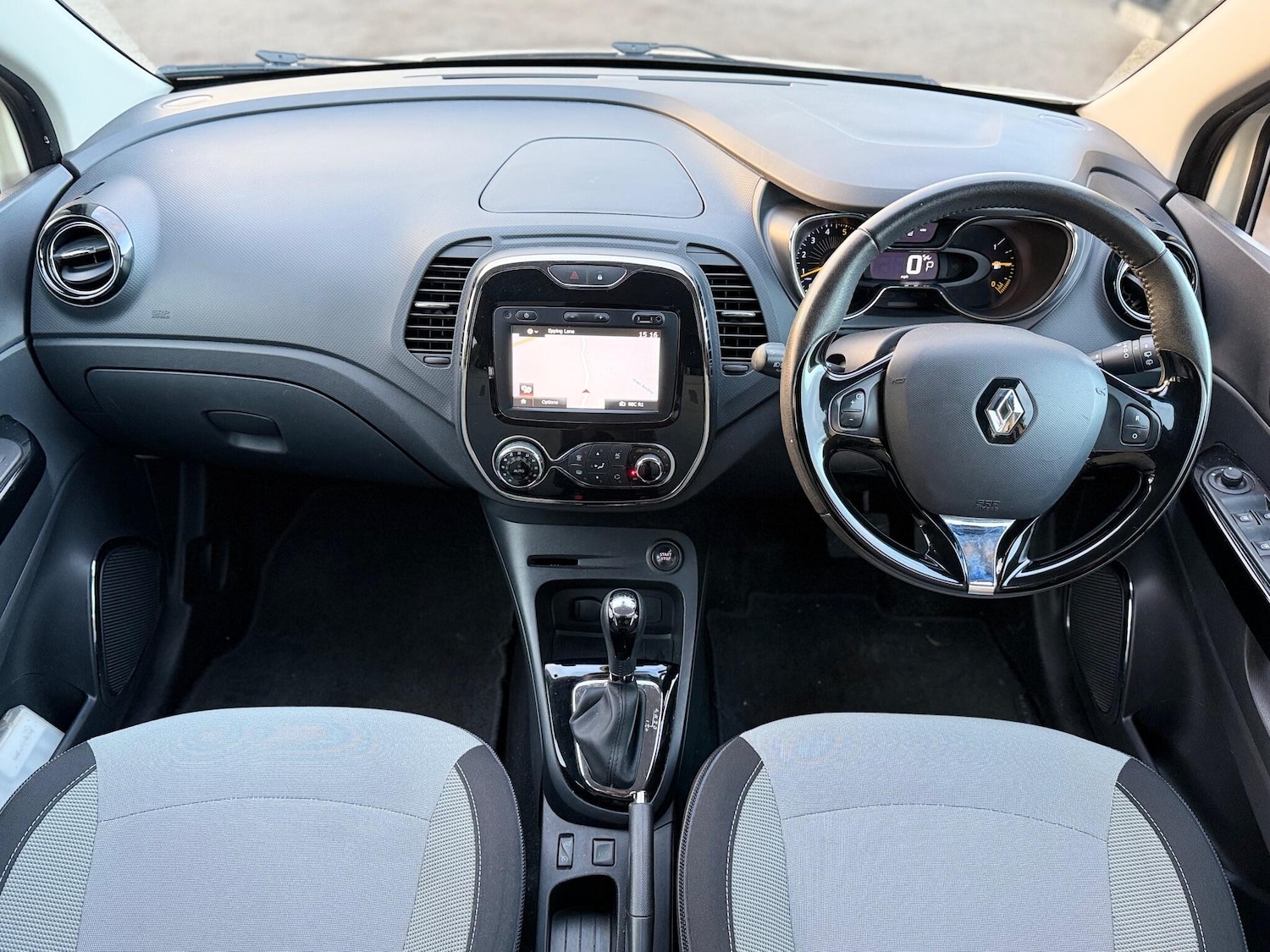 Used Renault Captur 2014 for sale - 77074146: Photo 5