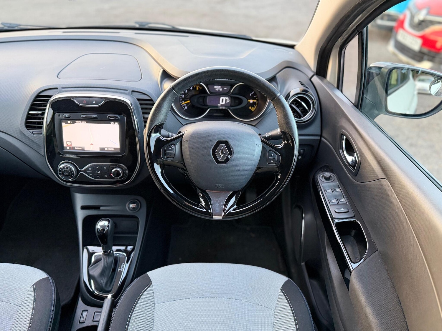 Used Renault Captur 2014 for sale - 77074146: Photo 57