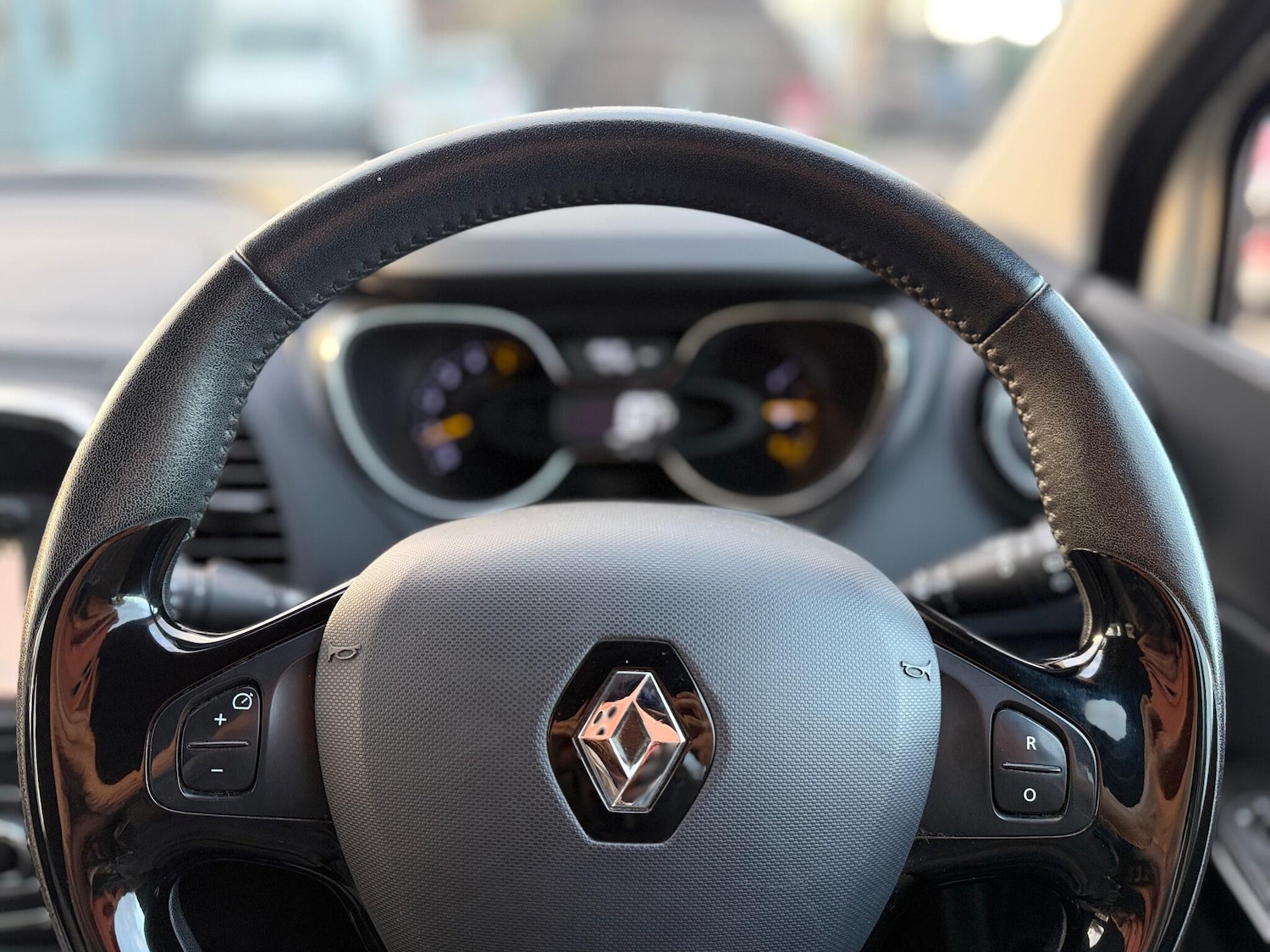 Used Renault Captur 2014 for sale - 77074146: Photo 59