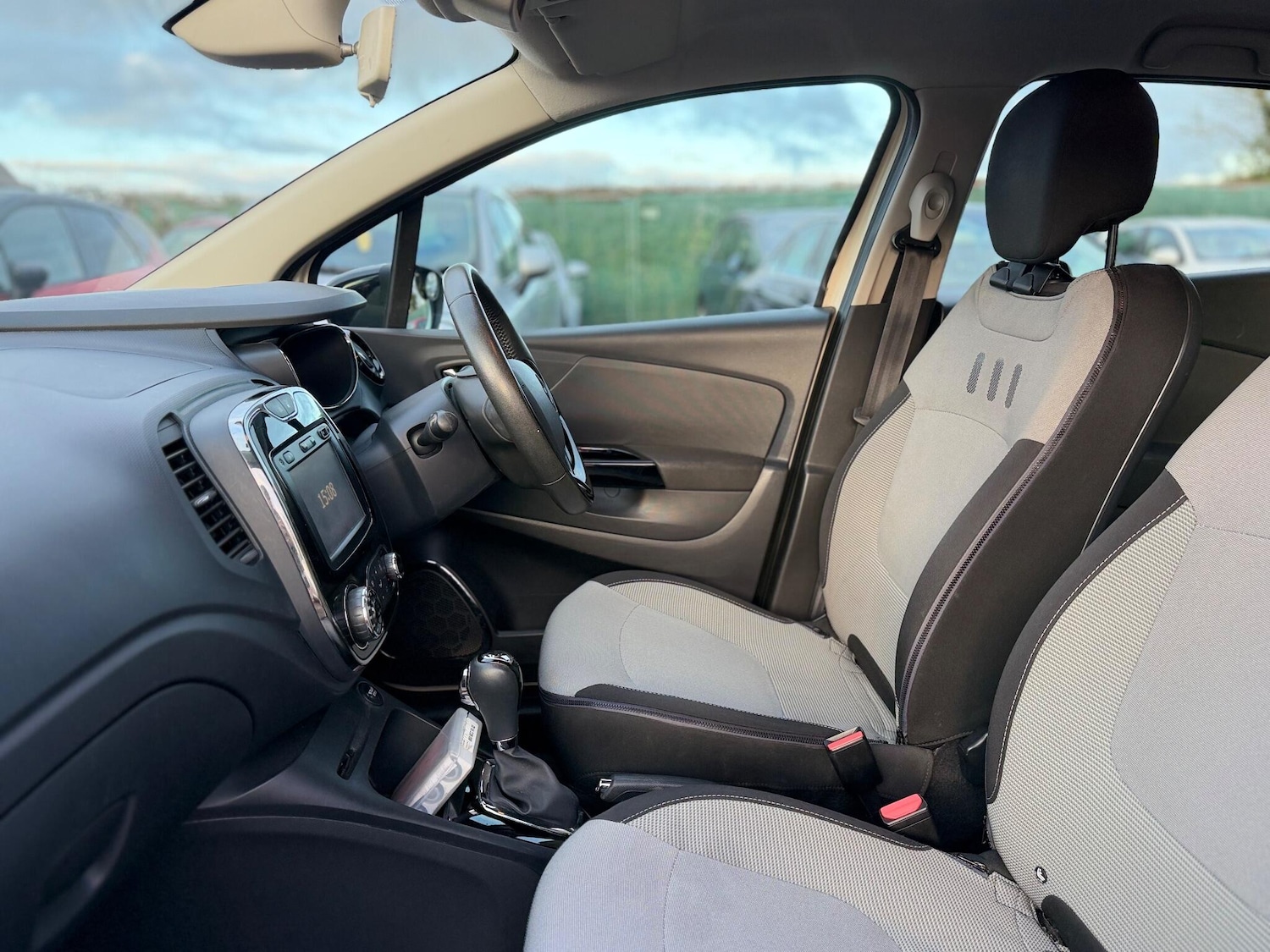 Used Renault Captur 2014 for sale - 77074146: Photo 61