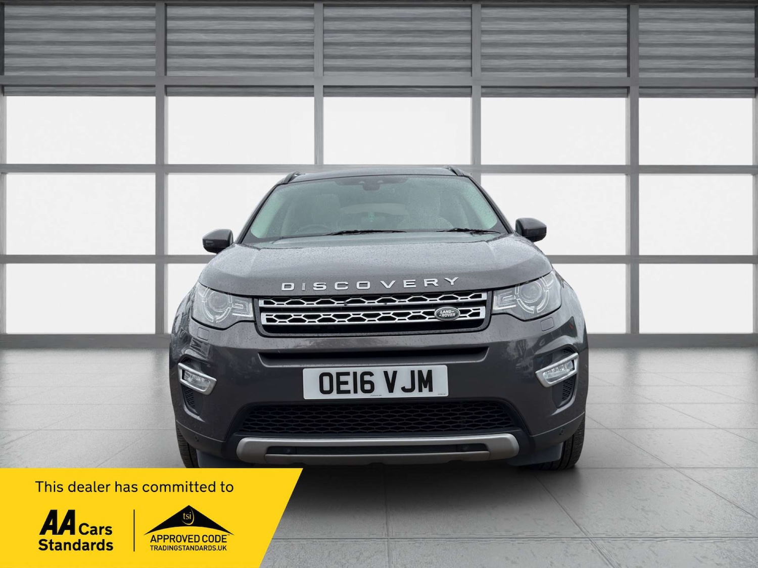 Used Land Rover Discovery Sport 2016 for sale - 78041789: Photo 2