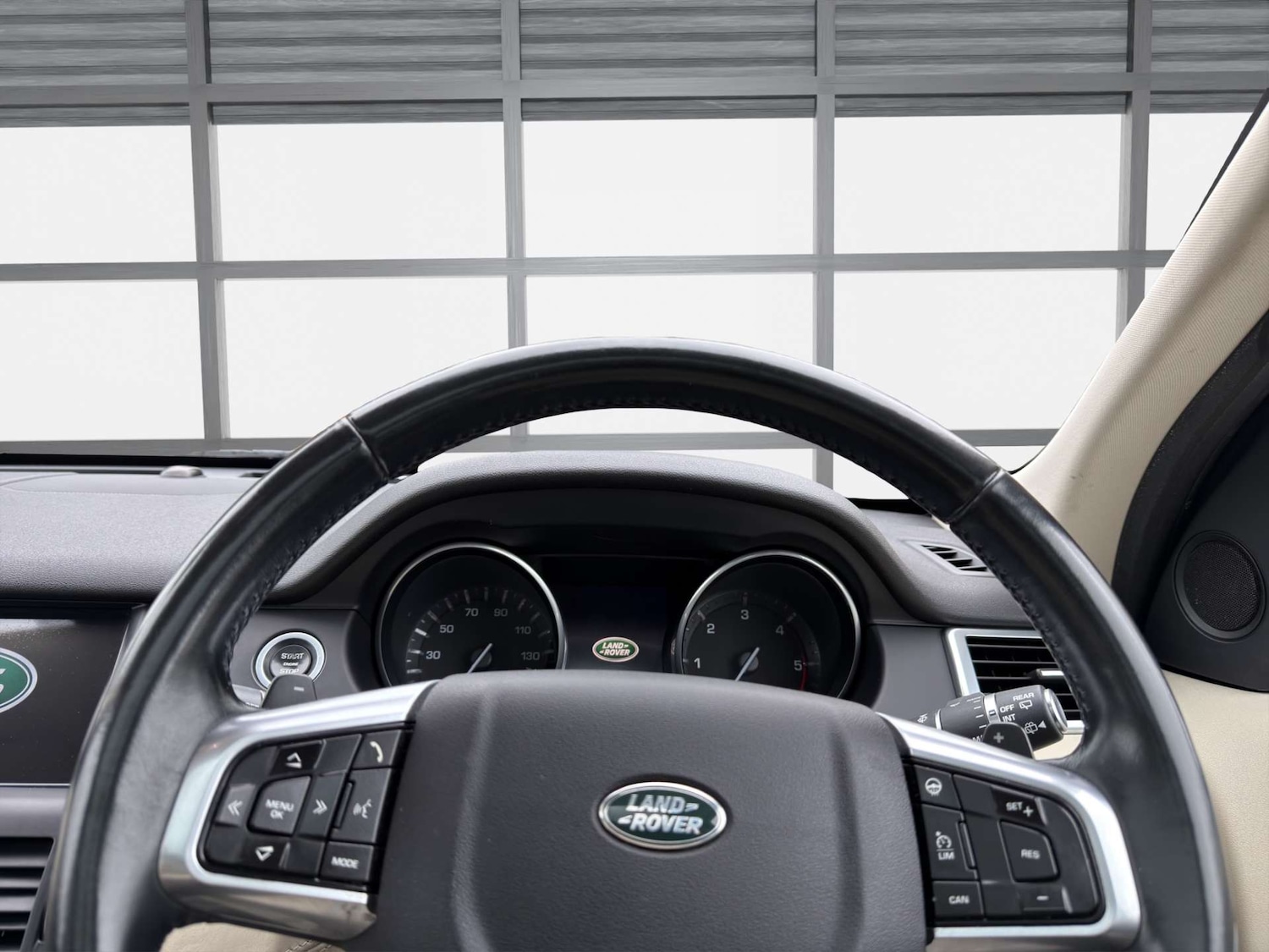 Used Land Rover Discovery Sport 2016 for sale - 78041789: Photo 55