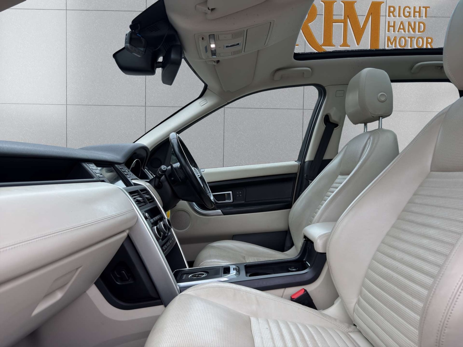 Used Land Rover Discovery Sport 2016 for sale - 78041789: Photo 6